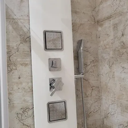 A Casa Di Tommy شقة
